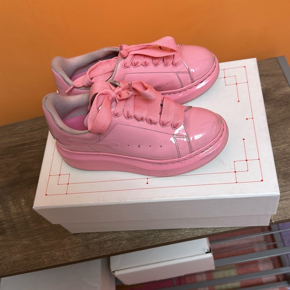 Authentic Alexander McQueen girl sneakers!
